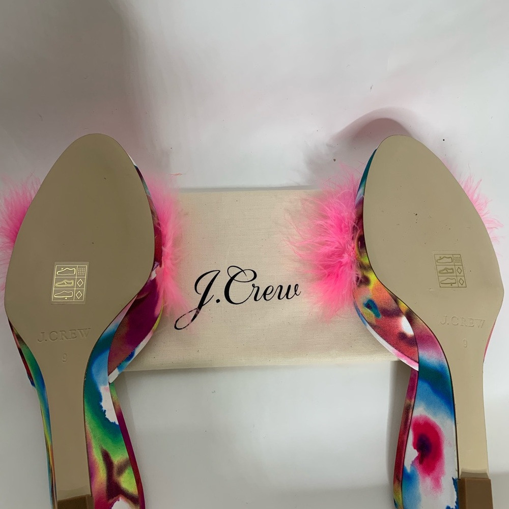Shoe - Picture 2 of 4